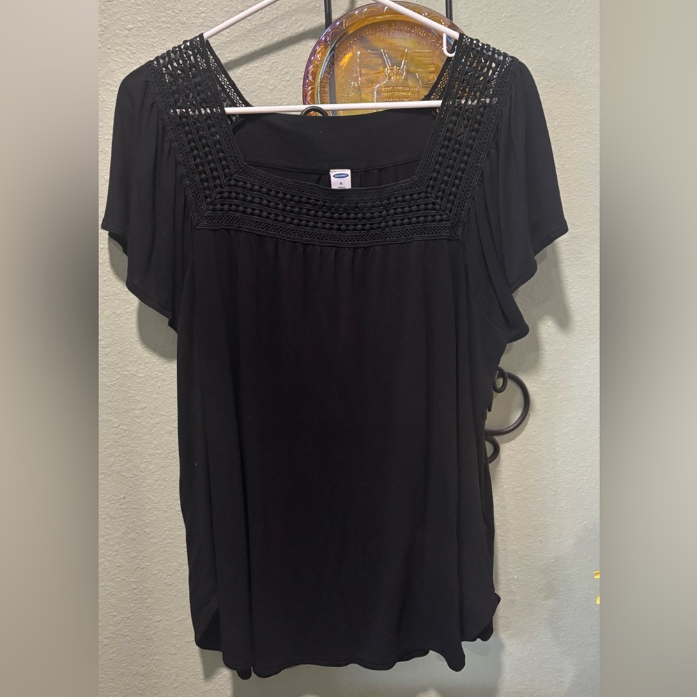 Old Navy Black Crochet Yoke Flutter Sleeve Blouse